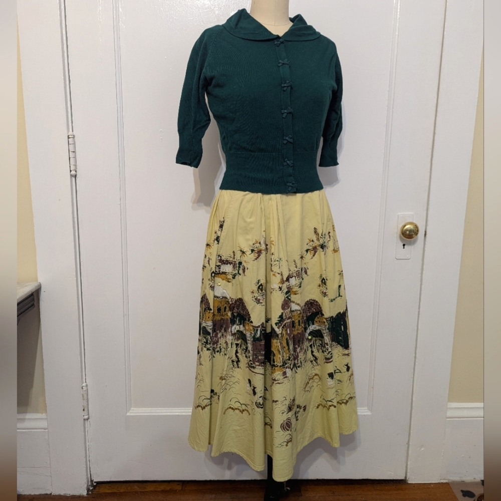 Light chartreuse green sequined 1950s style circle skirt